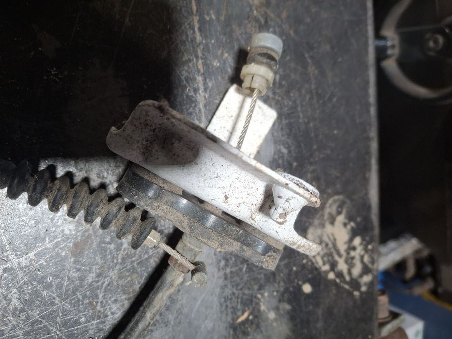 Linka gazu oryginalna Nissan patrol gr Y60 2,8