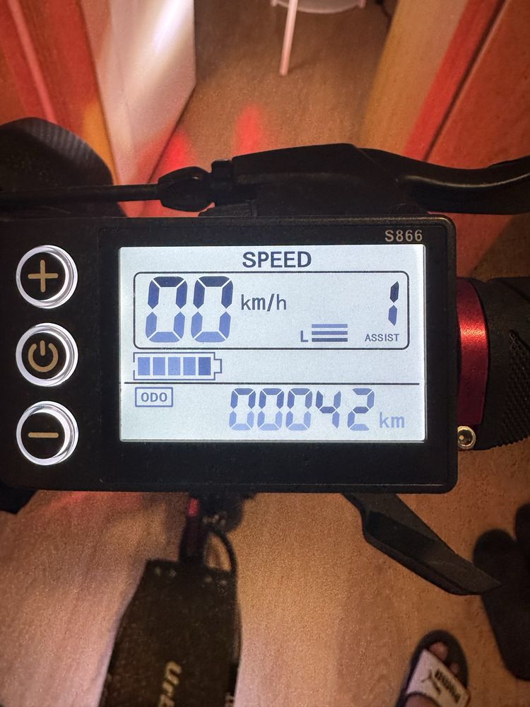 Trotinete ECROSS PRO BOOST 48V 1600W Preto