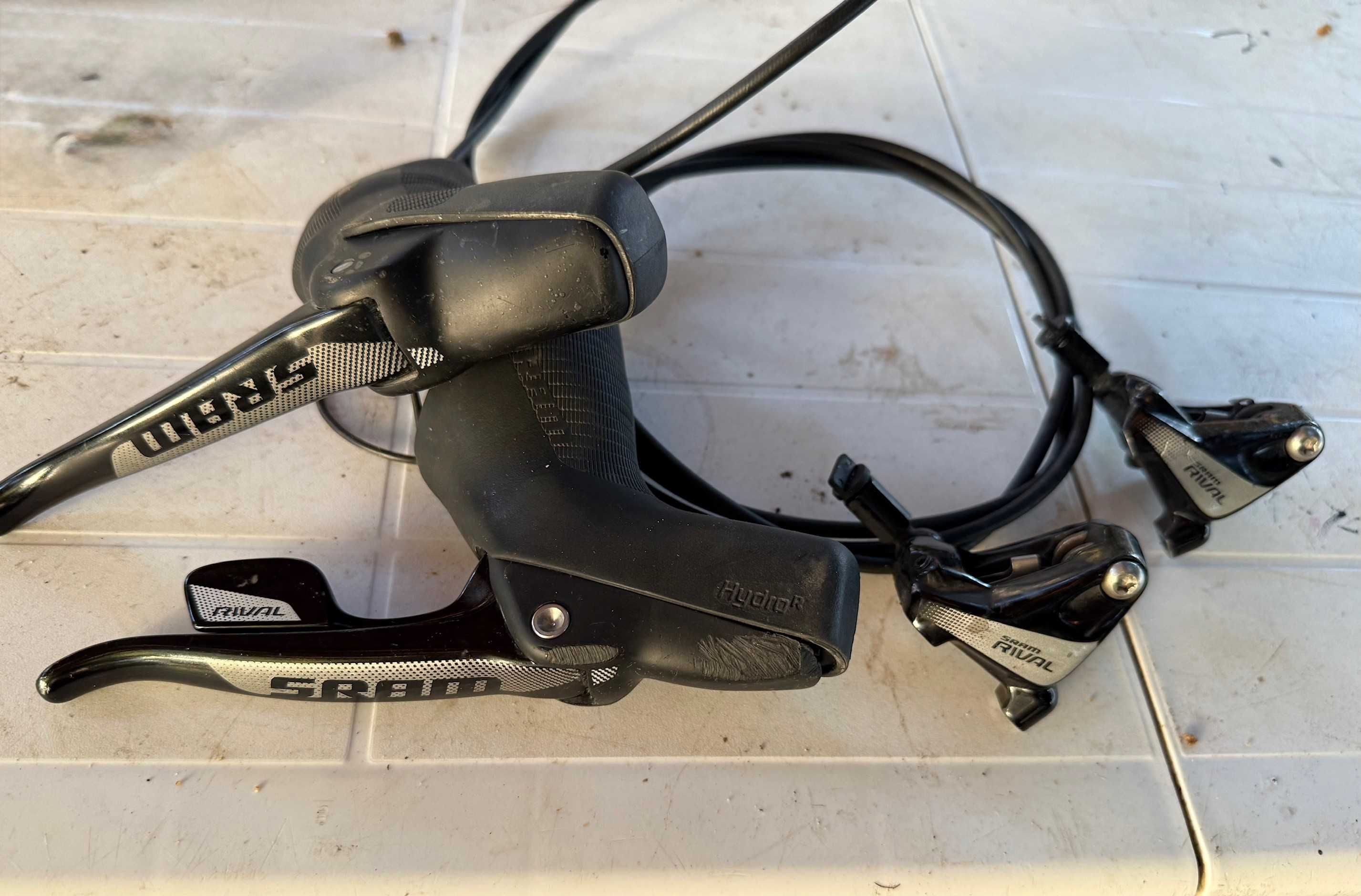 Manetes e Bombites Sram Rival 1x11 v