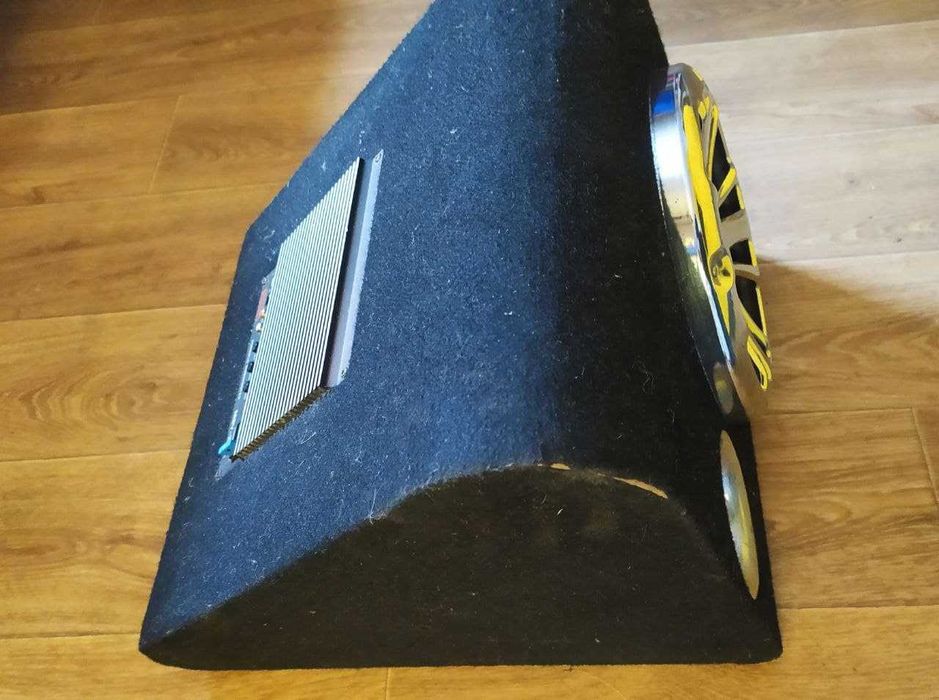 Автомобильный сабвуфер активный(с усилителем) Mystery MBV-251A