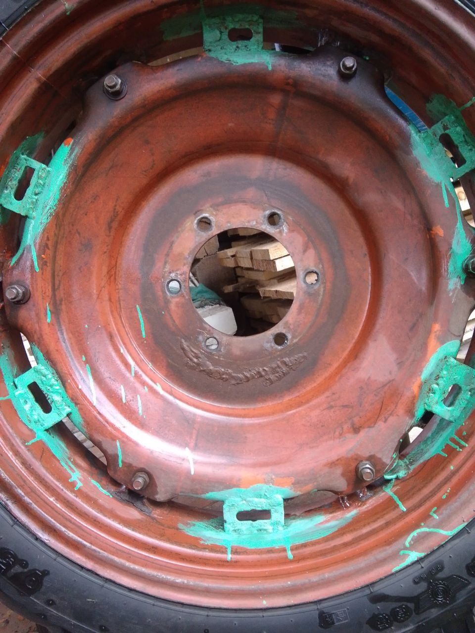 Колесо заднє до трактора Т-16/Т-25