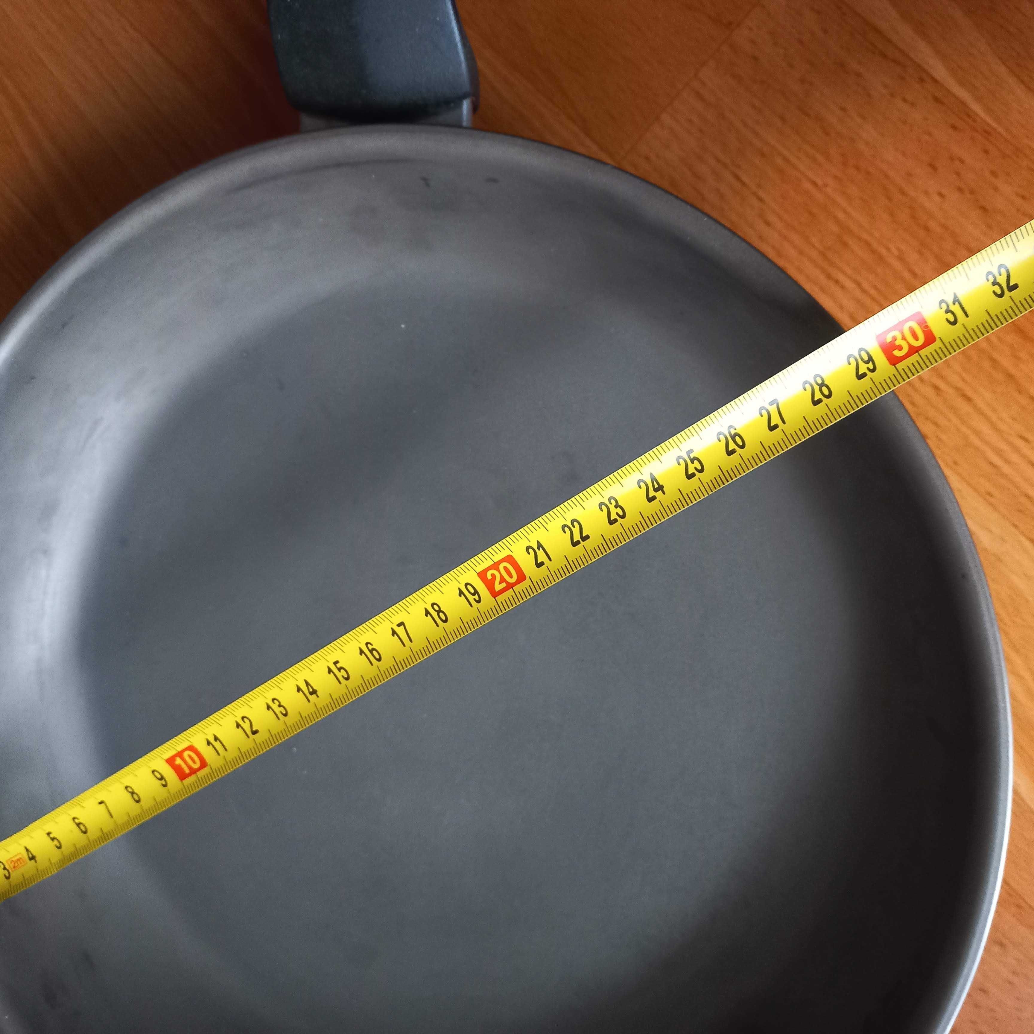 Сковородка TEFAL, диаметр 29 см, нержавейка для любых типов плит.