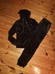 Nowy welurowy czarny dres z perełkami M/L