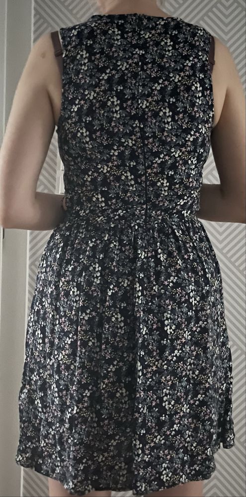 Letnia sukienka Cropp