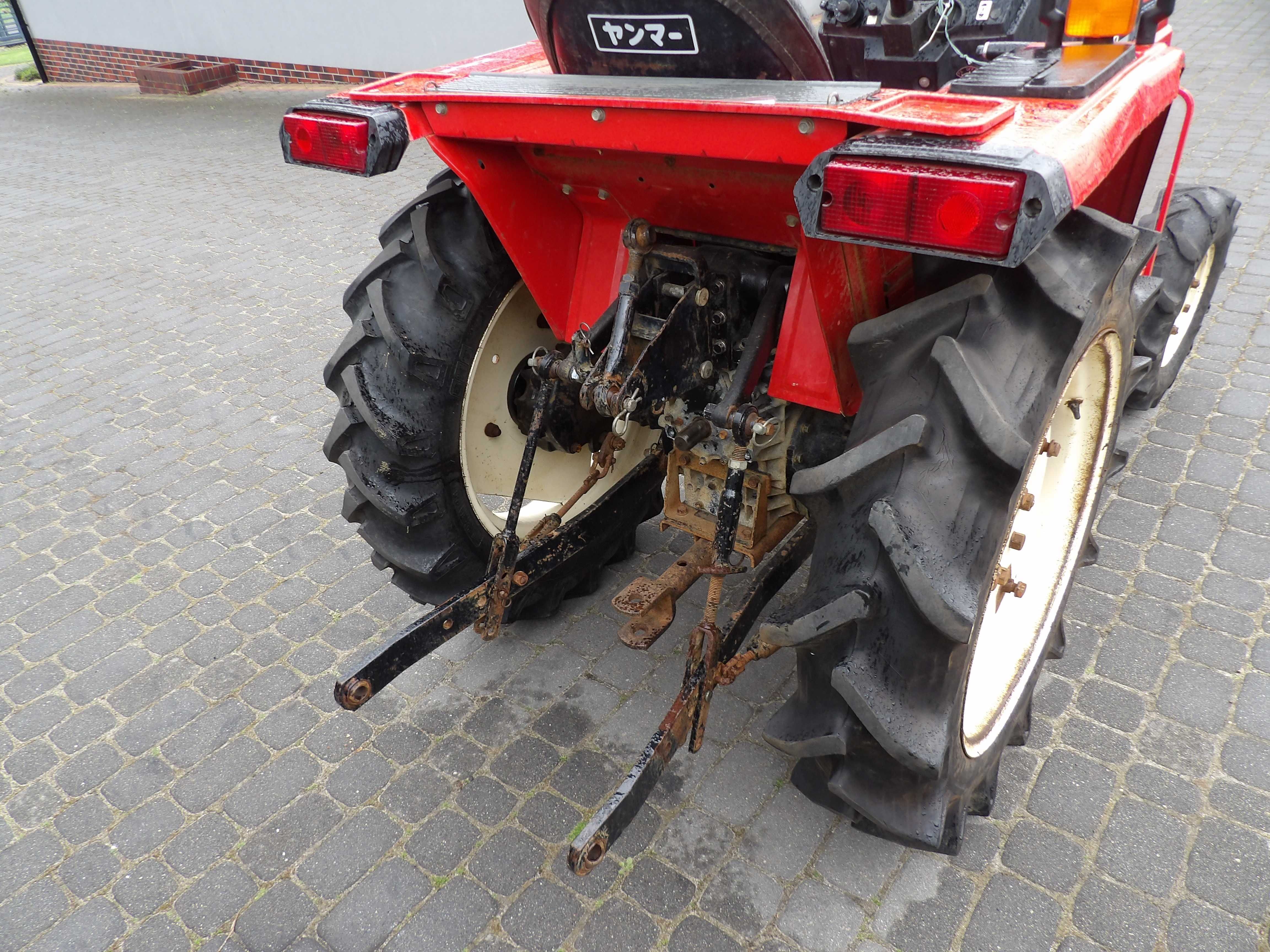 Yanmar F18 D 4x4 mini traktorek glebogryzarka kubota iseki mitsubishi