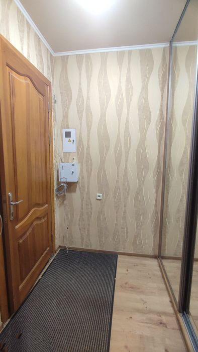 Здається 3-х. к.кв. з А/О. Центр!