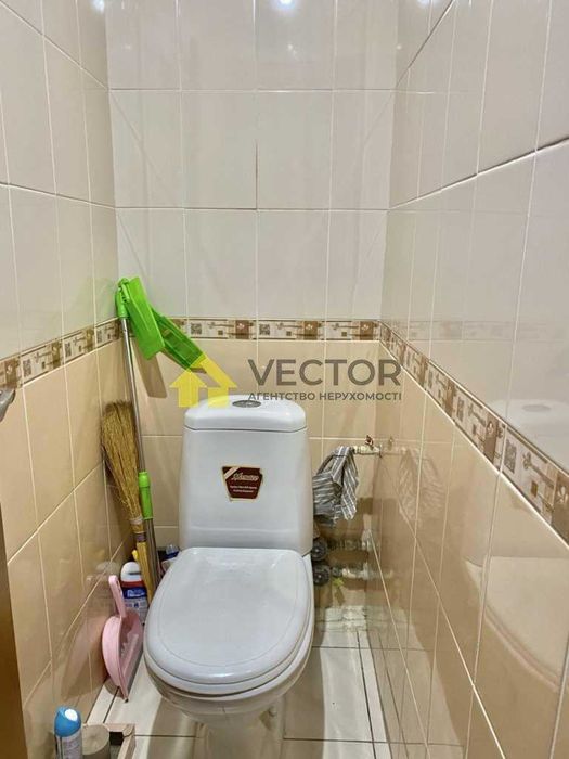 Продаж квартири з косметичним ремонтом 3 кімнатна