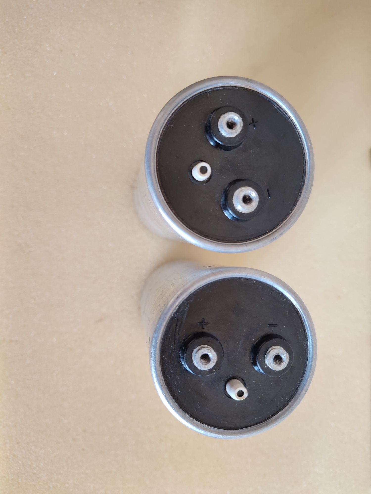 Конденсаторы 15000uF х 80V