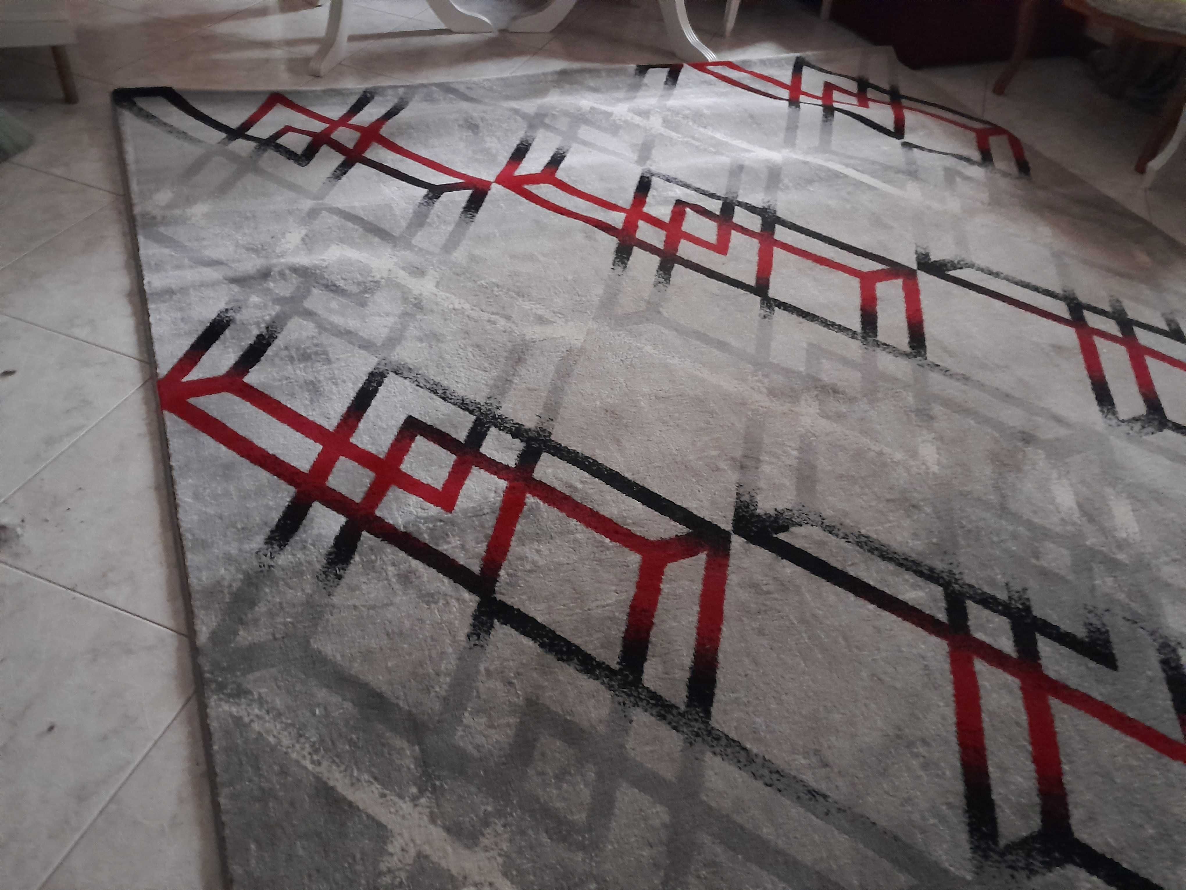 Carpete 2,40x 3,40 cm,  e tapetes