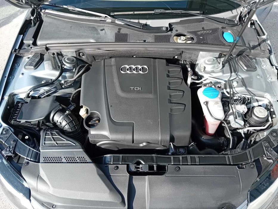 Audi A4 Avant 2.0tdi quattro (peq. sinistro) BLACK FRIDAY–28/11 a 2/12