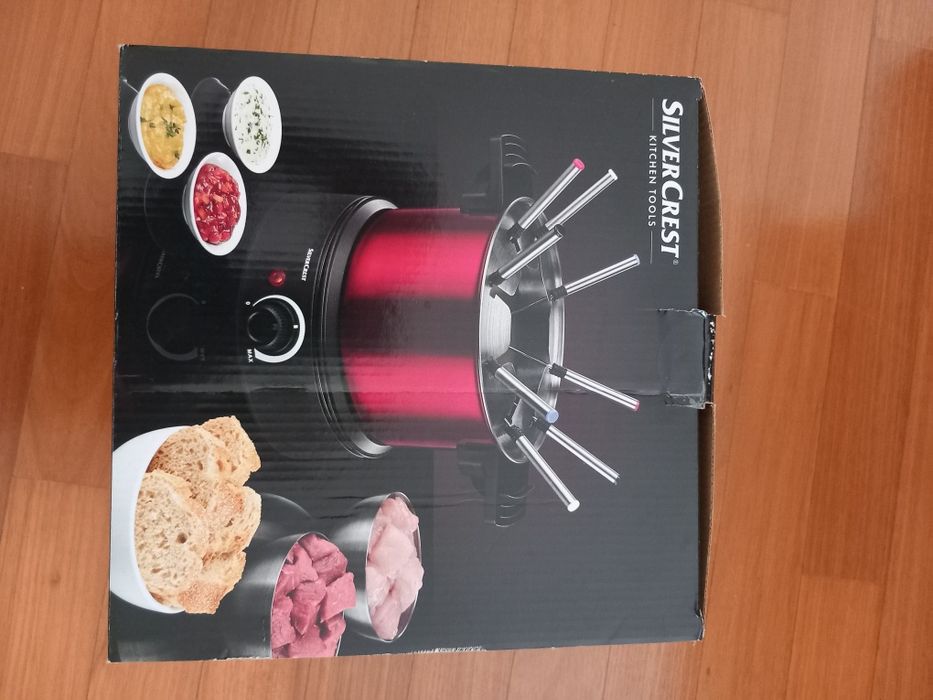 Uma panela de FONDUE.