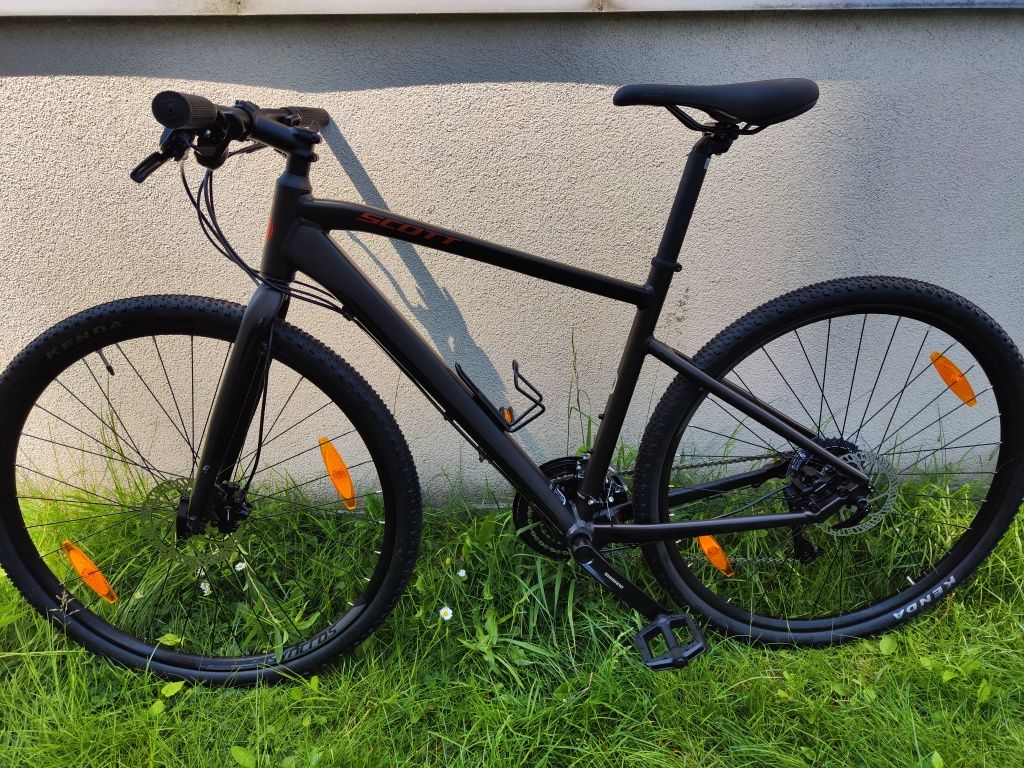 Scott Sub 28" M hydraulika Cross Trekking Shimano Acera