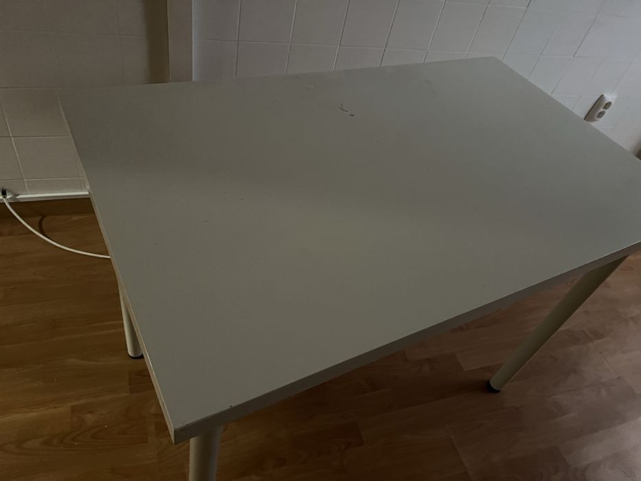 Mesa branca madeira IKEA