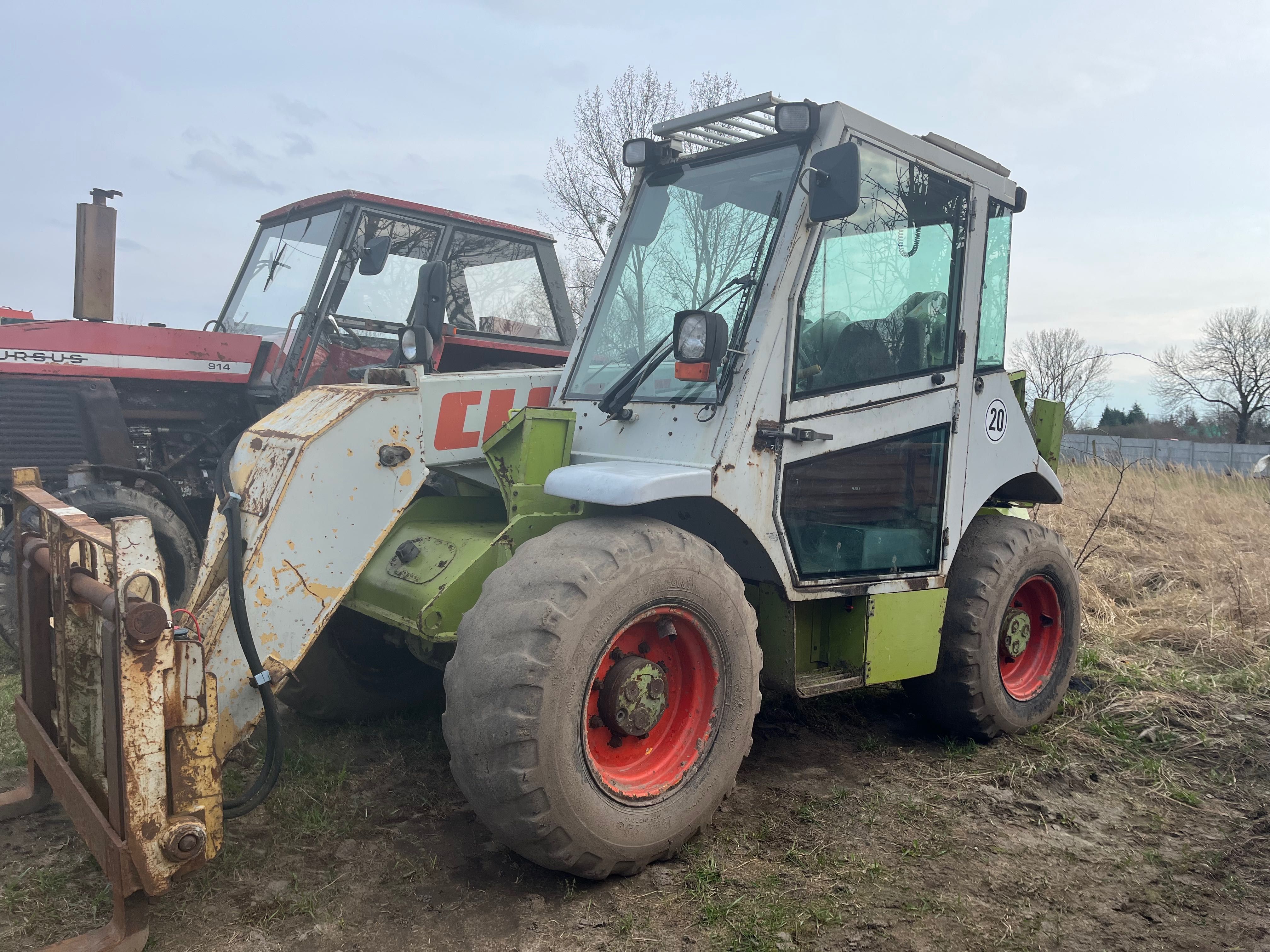 Ladowarka teleskopowa Claas Ranger 920 jcb