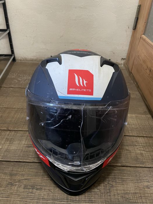 мотошлем MT BRAKER