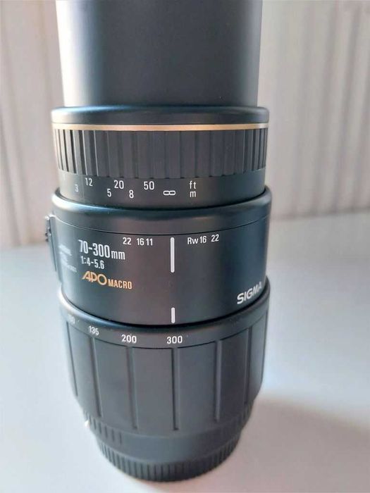 Obiektyw Sigma 70-300mm f/4-5.6 APO Macro Canon