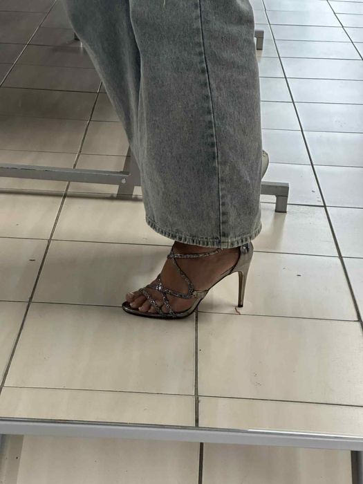 Sandały damskie Buffalo wysokie szpilki brokatowe wesele impreza 40