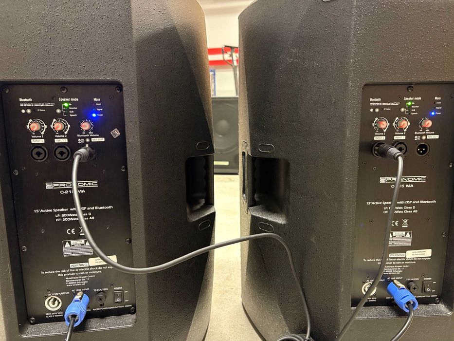 ZESTAW Aktywny kolumn 2x Pronomic C-215 MA 15' górki DMX 1000W 2sztuki