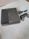 Konsola PlayStation 4