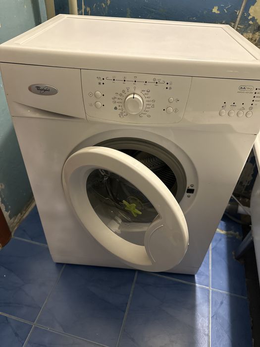 Продам. Пральна машина Whirlpool б/у
