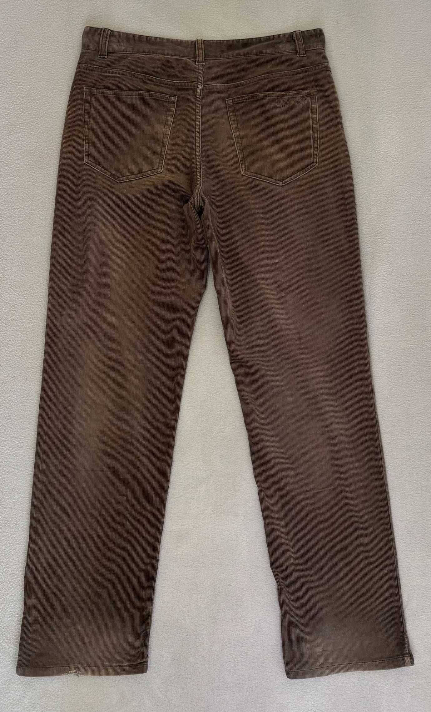 Spodnie sztruksowe Nike 6.0 roz. 32
