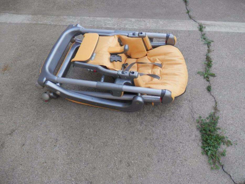 Cadeira de primeira papa Dondolino PreNatal