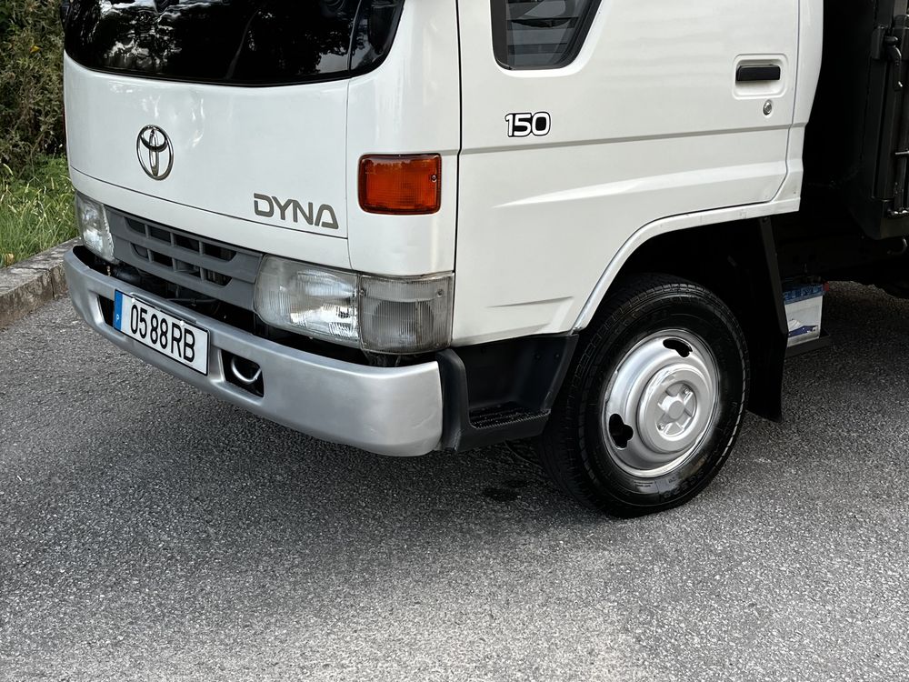 Toyota Dyna 150 * Excelente Estado
