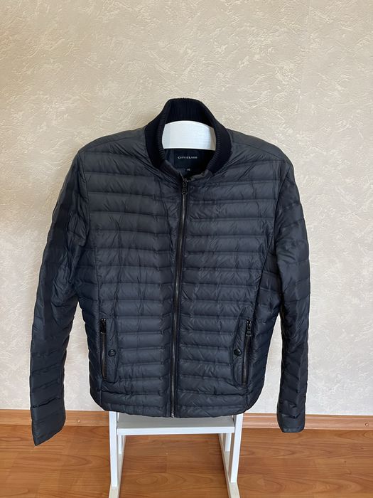 Чоловіча куртка