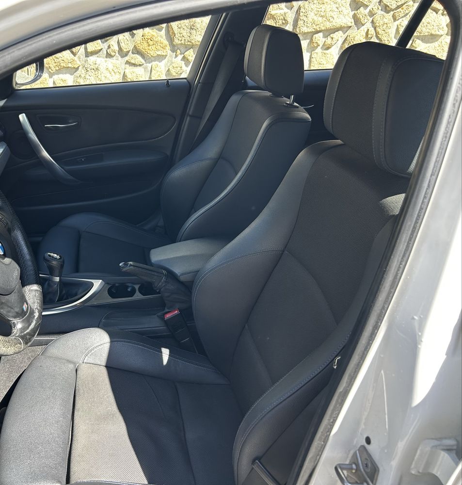 Bmw 118d Pack M Edition 180mil kms