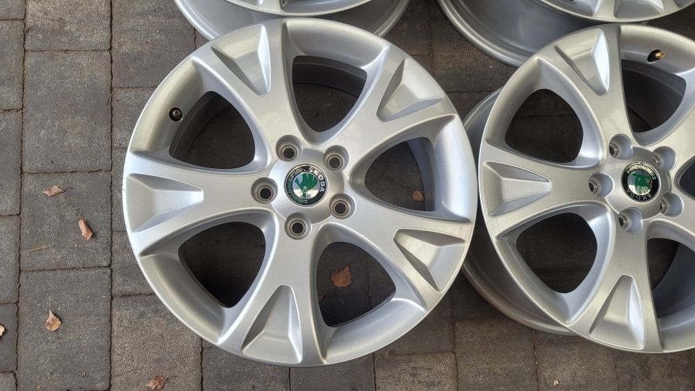 Felgi Orginalne skoda 17 cali 7J ET54 5x112 vw seat audi NOWE