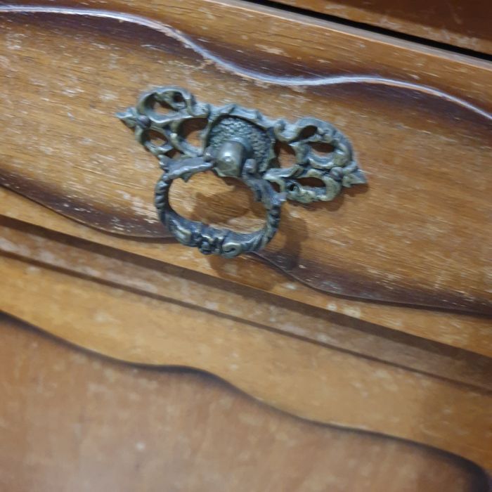 Mesa de Cabeceira antiga