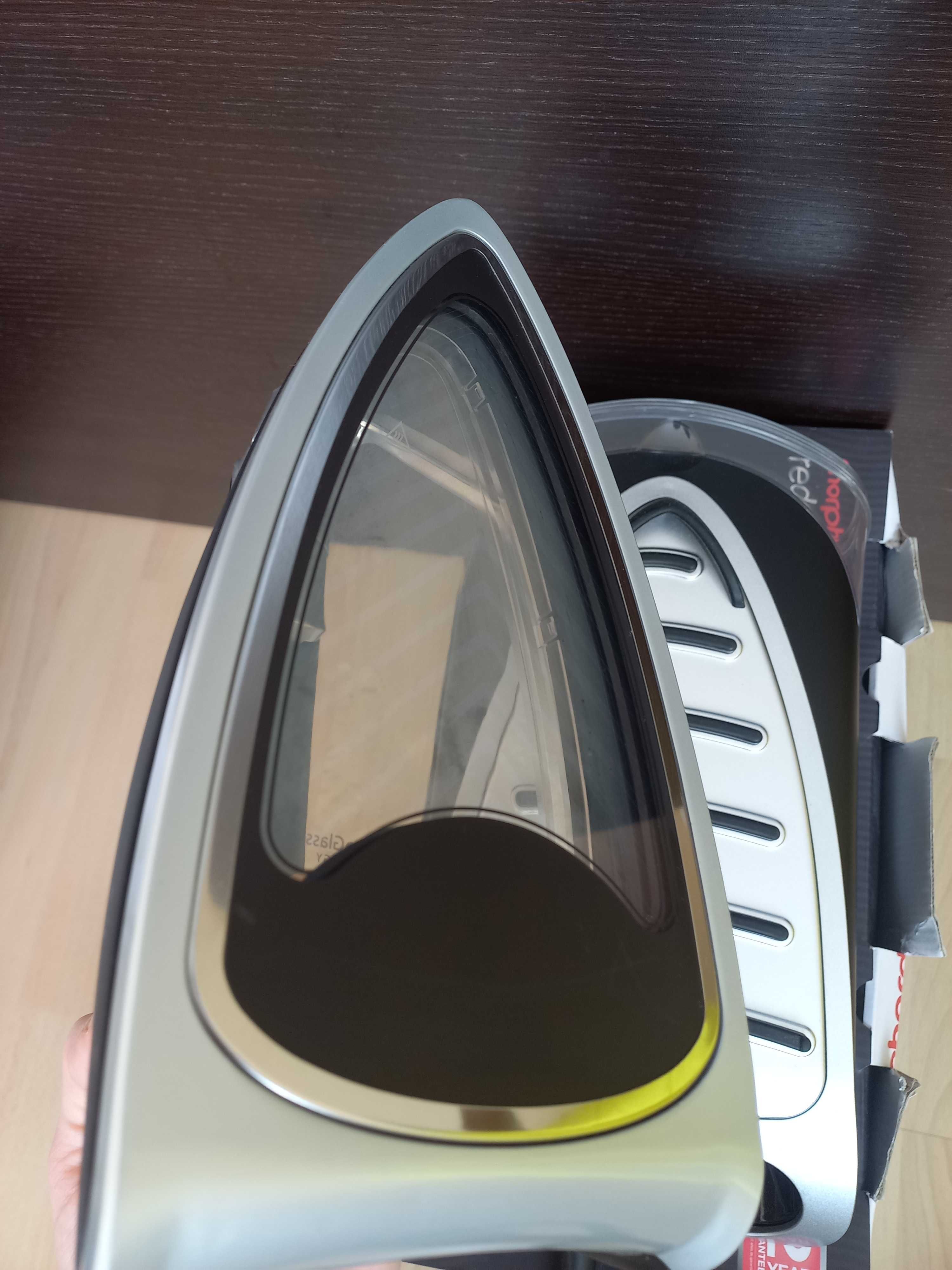 Парогенератор стеклянный утюг Morphy Richards Vapour Iron 360001