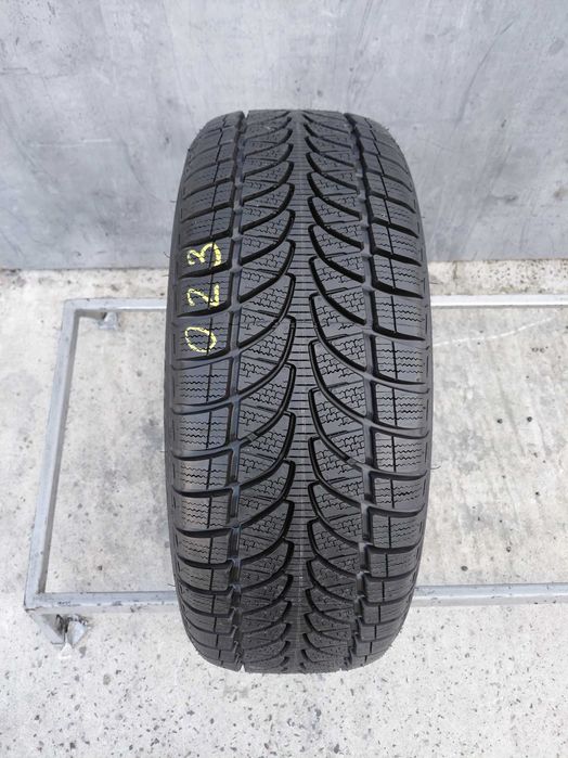 Розпаровка нова Bridgestone Blizzak LM32 205.55.16