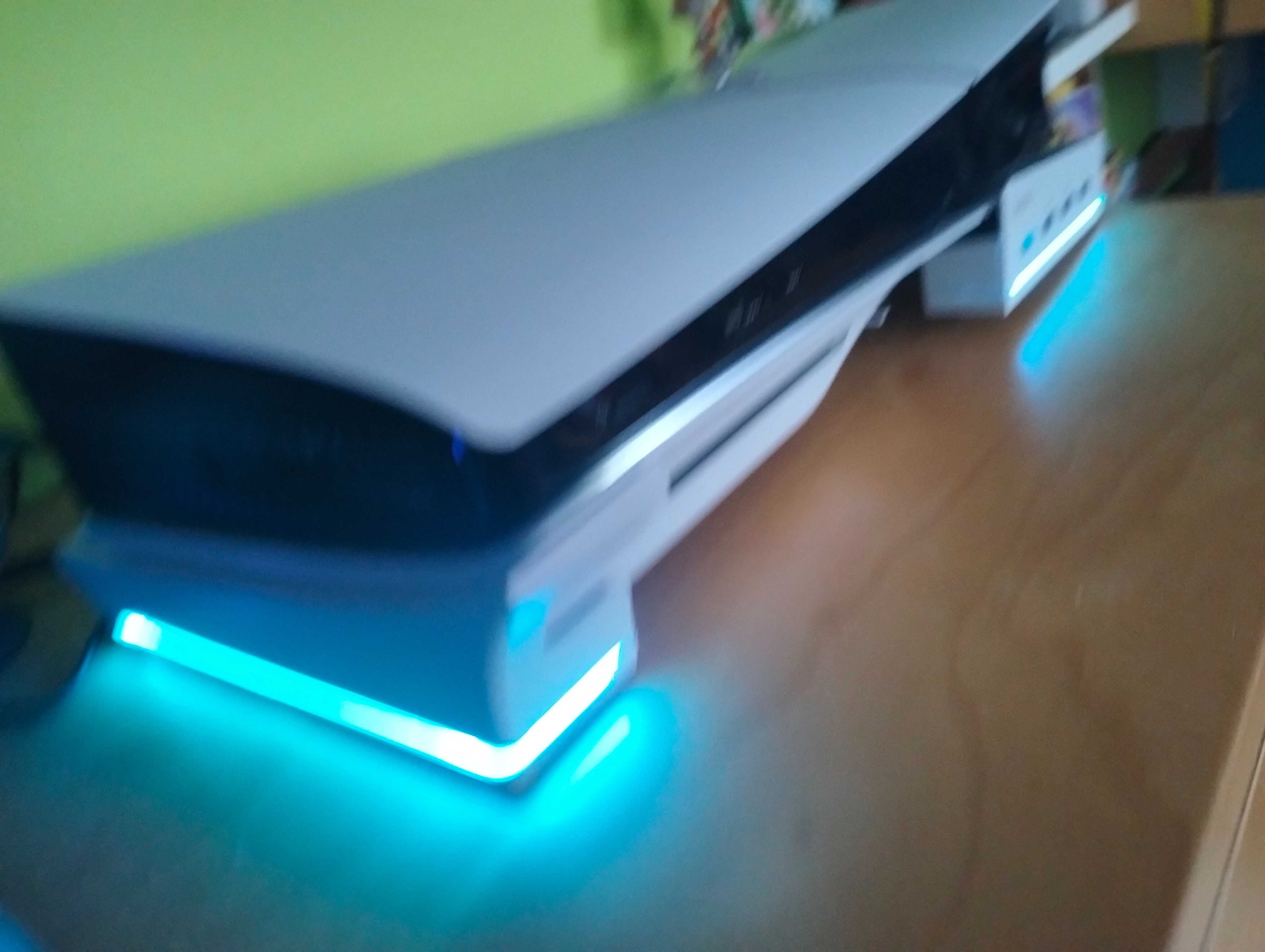 Podstawka,stojak do PS5 ze światłem LED RGB z 14 trybami oświetlenia