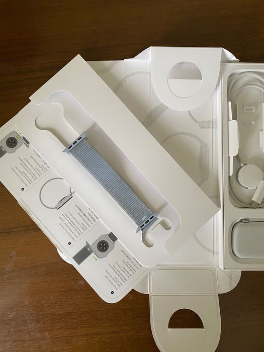 Продам Apple Watch Series 10 GPS 46mm Silver Aluminum Case
