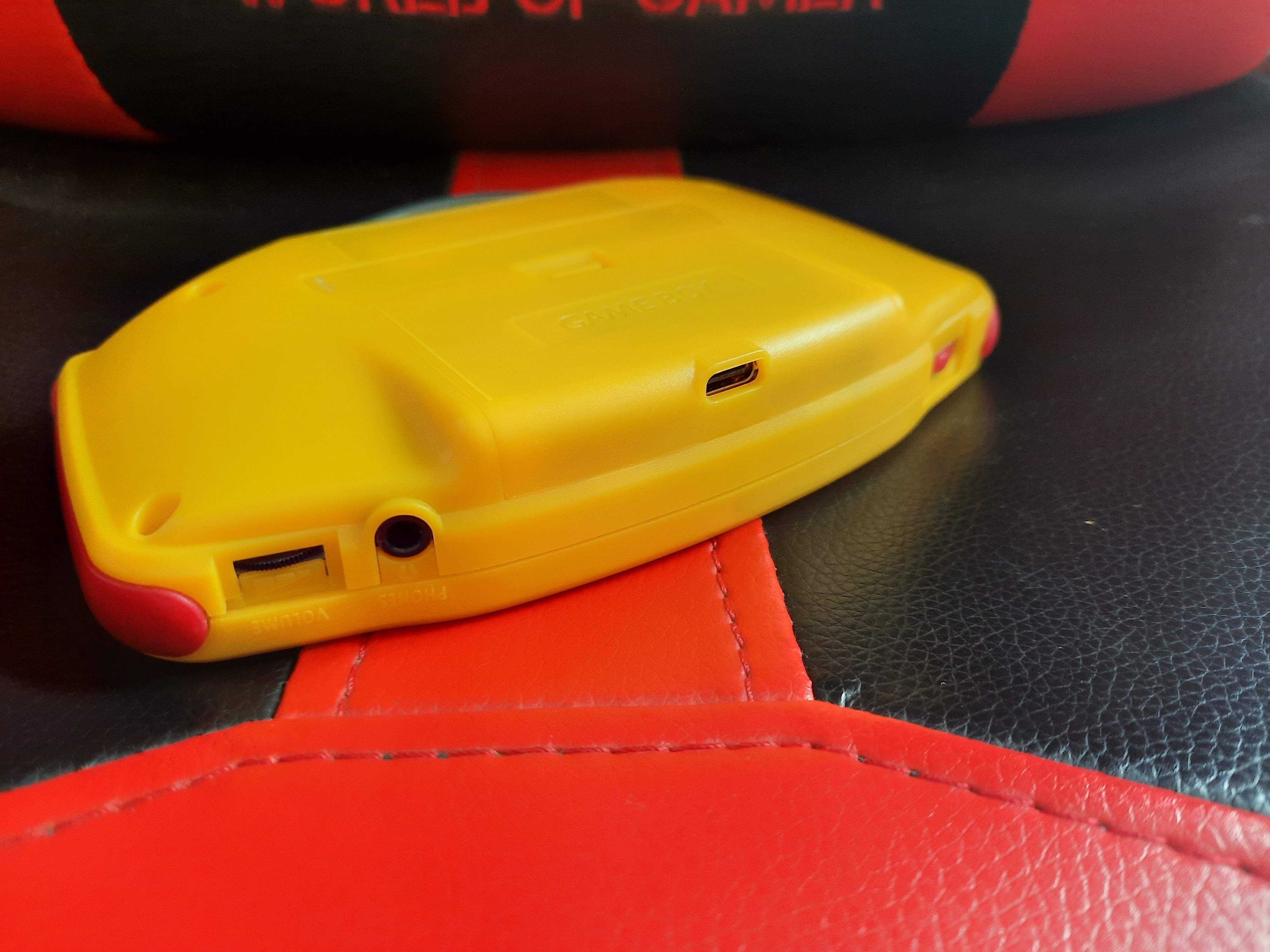 Gameboy Advance LCD ITA Laminado Funnyplaying - Yellow Edition