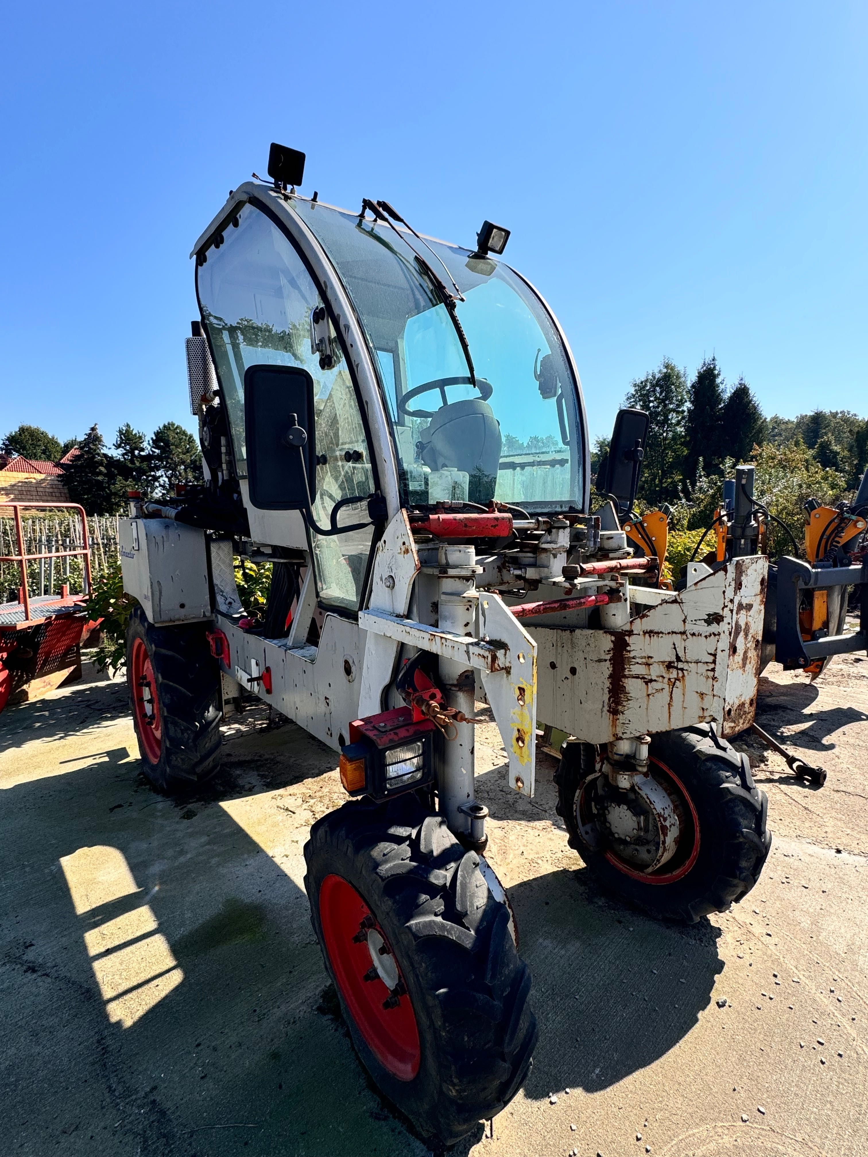 LAUPRETRE LMH 80 / 2700mth / ciągnik szczudłowy szkółkarski sadowniczy