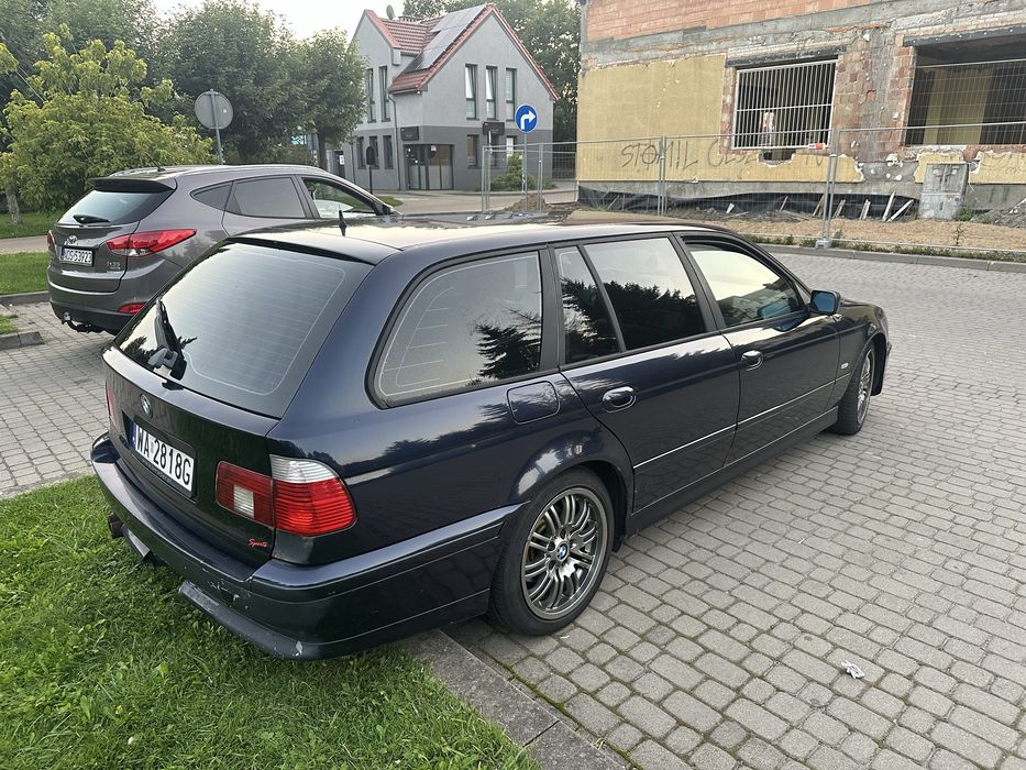 Bmw E39 530i / LPG / Manual / Stylingi 17” / Serducho / Shadowline