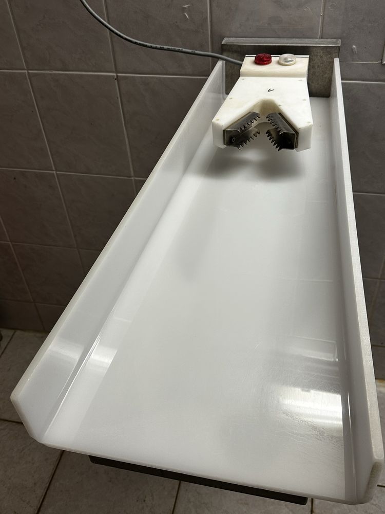 Aparat ubojowy do głuszenia zwierząt przed ubojem KOMA STZ-6