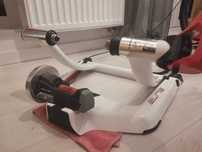 Trenażer rowerowy ELITE Qubo Power mag b+ + Podstawka pod koło