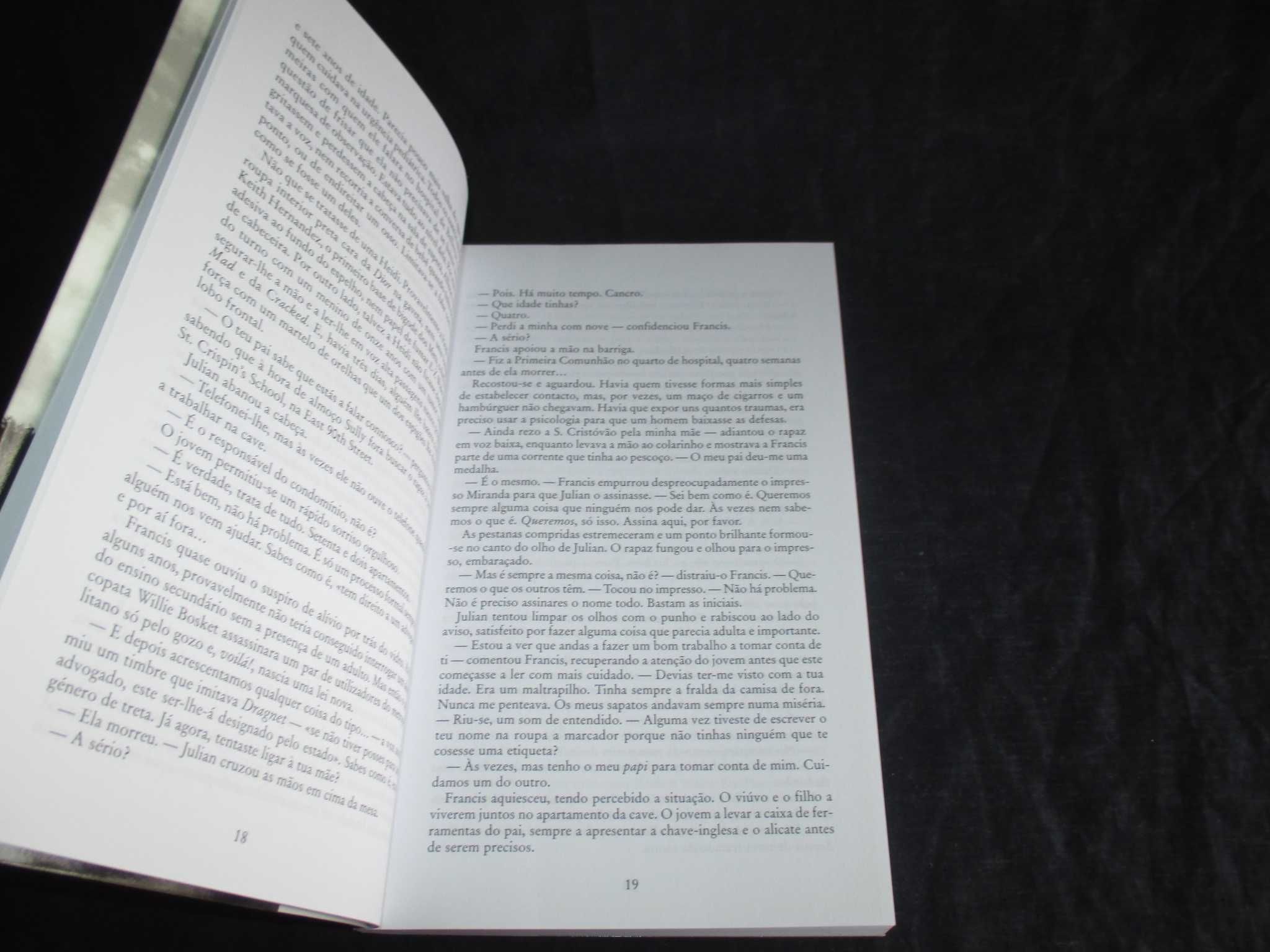Livro Crime nas trevas Peter Blauner