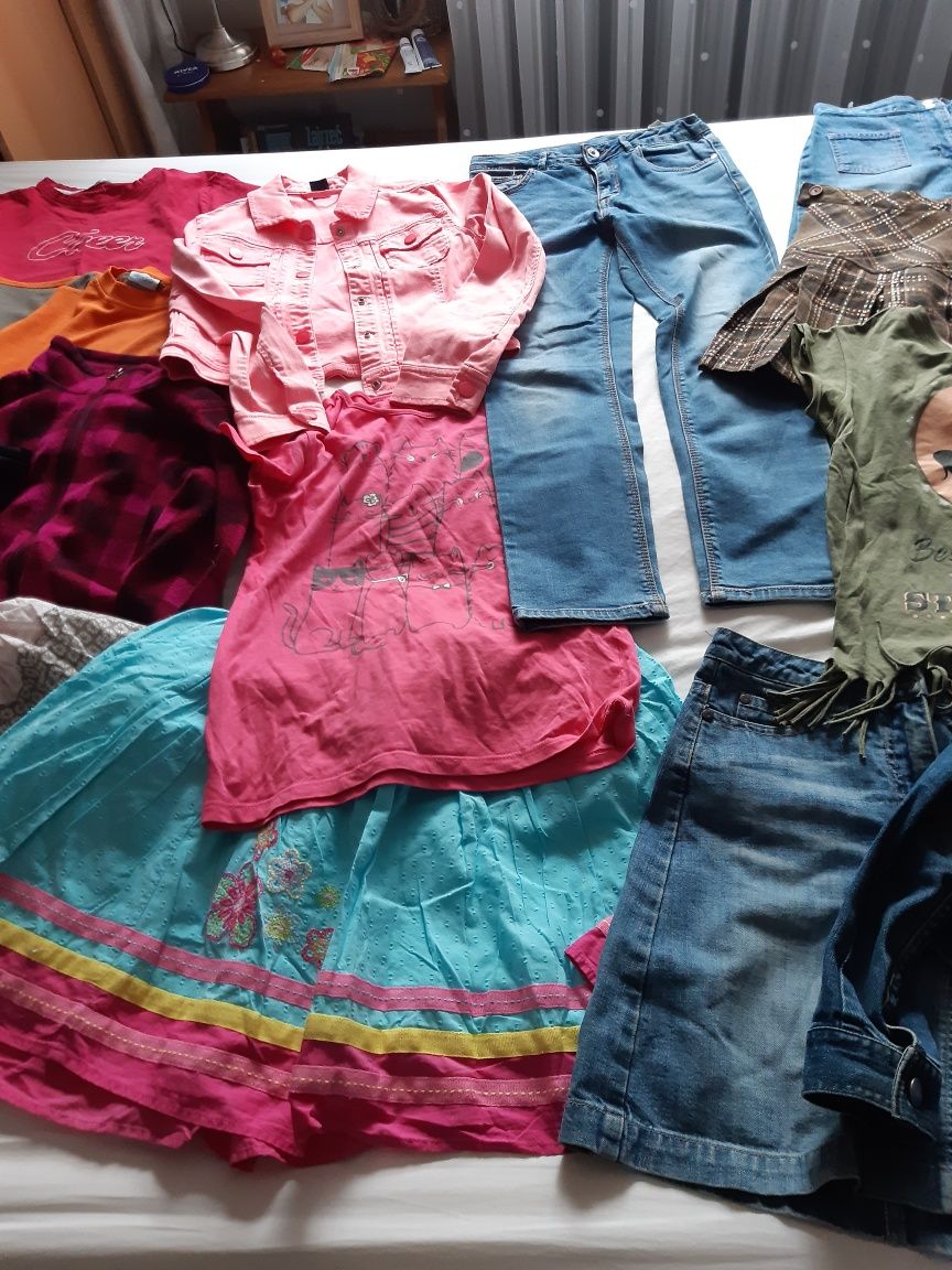 Zestaw ubrań dla dziewczynki 138-142
