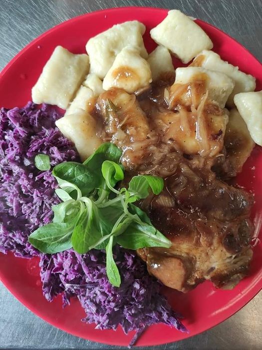 Catering dla firm, chrzciny , ślub, imprezy okolicznościowe.