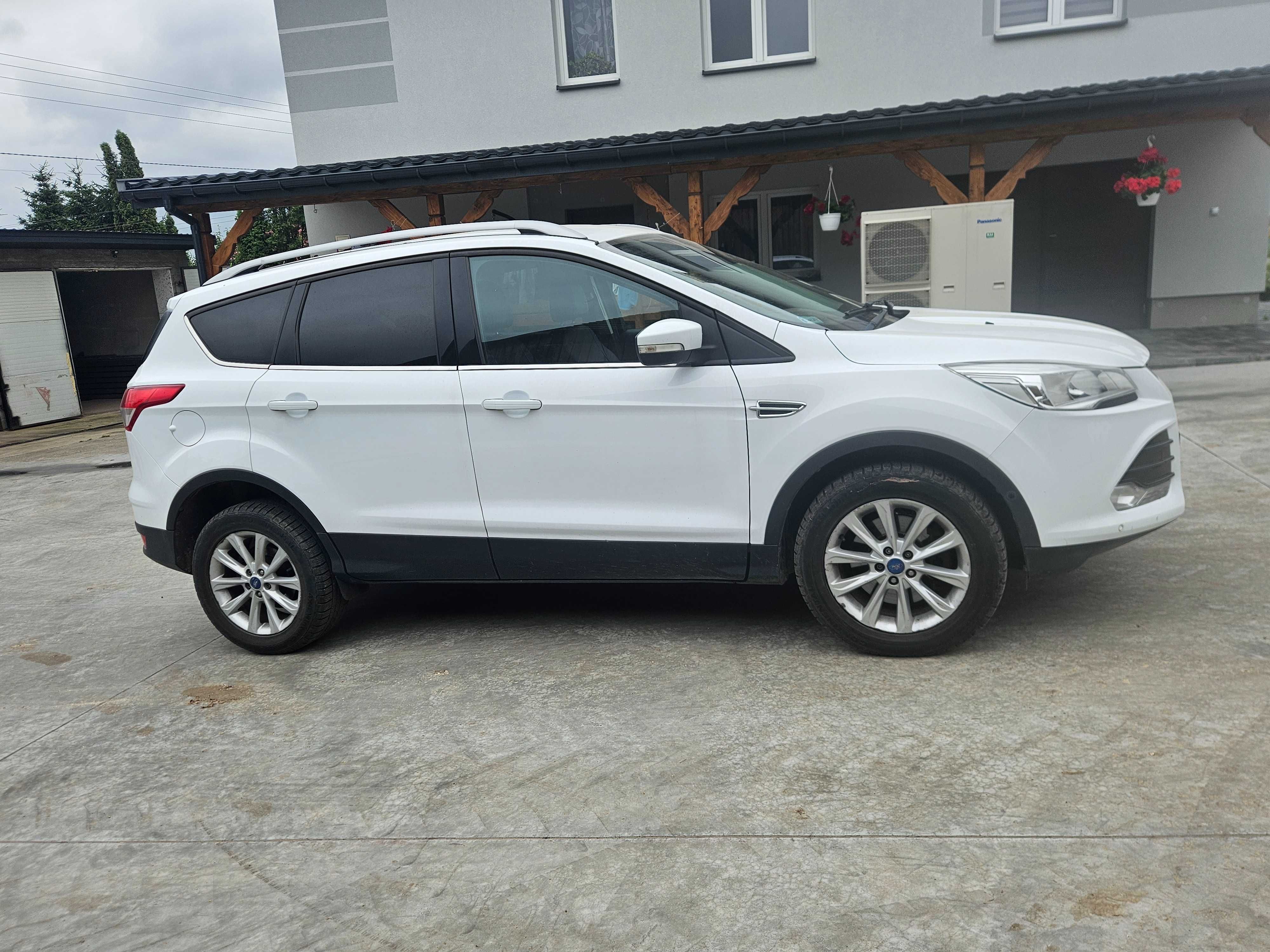 Ford Kuga 2015r. 2.0 TDCI