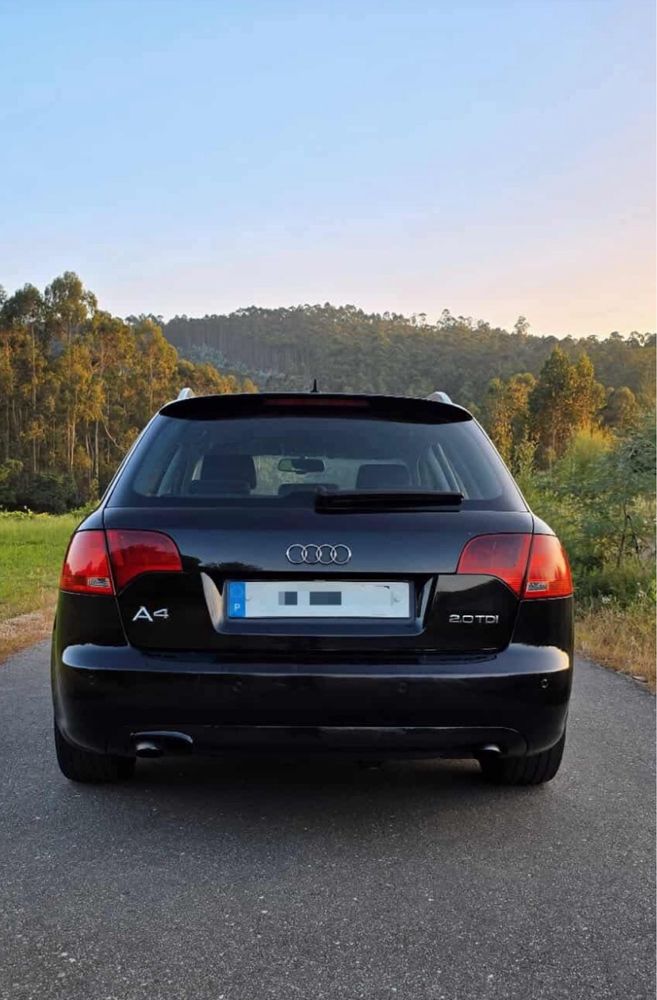 Audi a4  2.0  s line