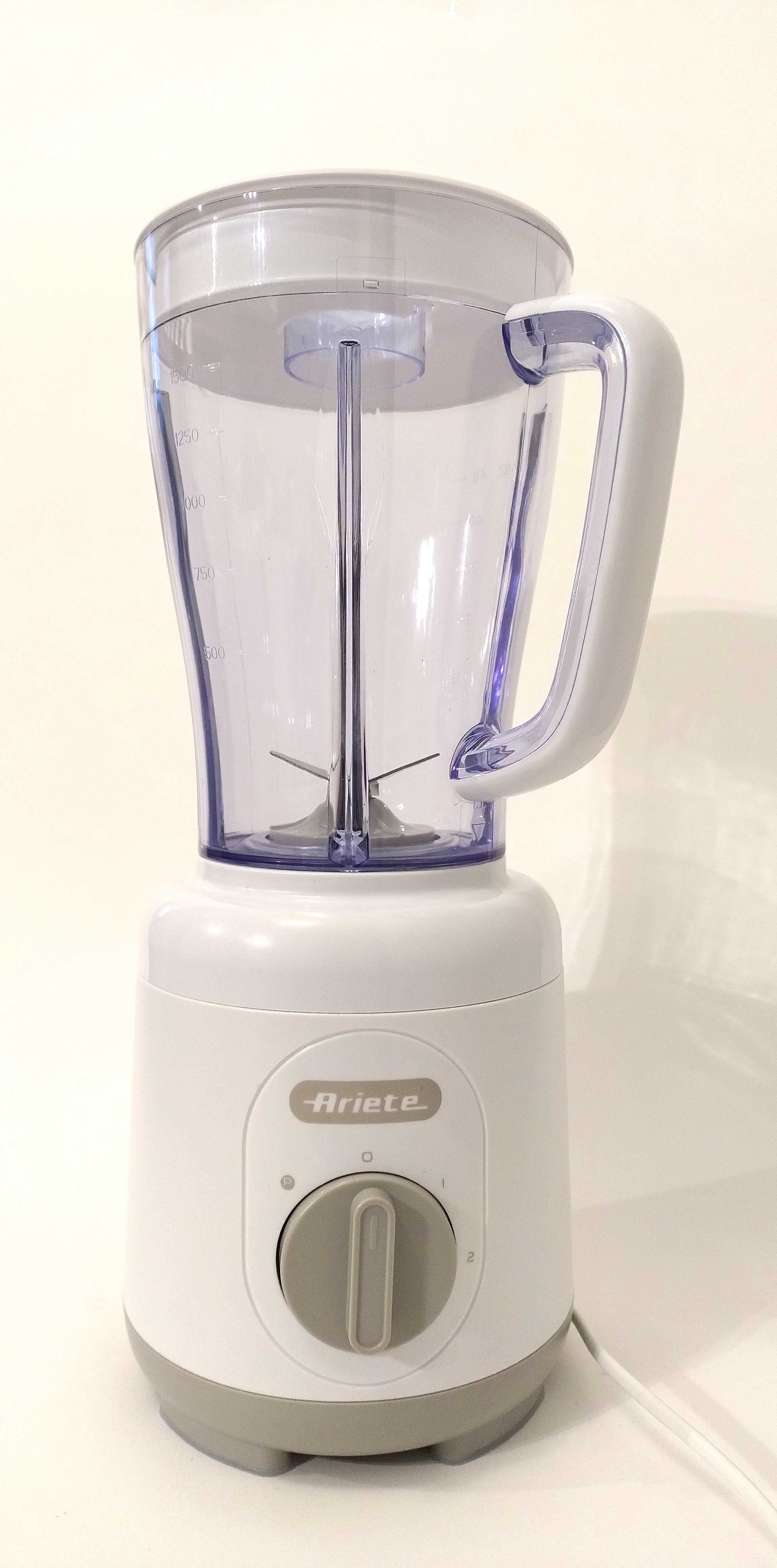 Blender kielichowy Ariete 586 biały 500 W