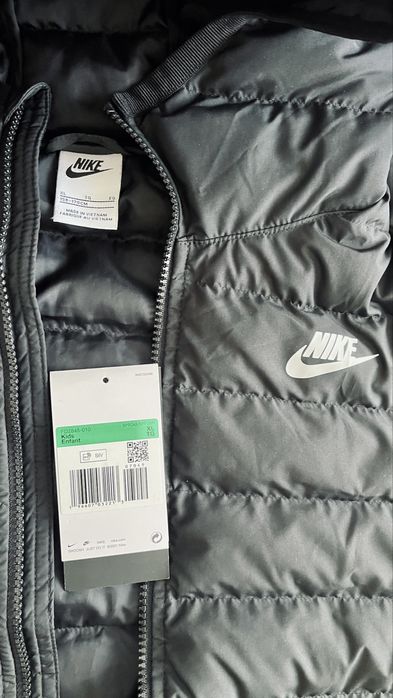 Kurtka puchowa Nike, oryginalna