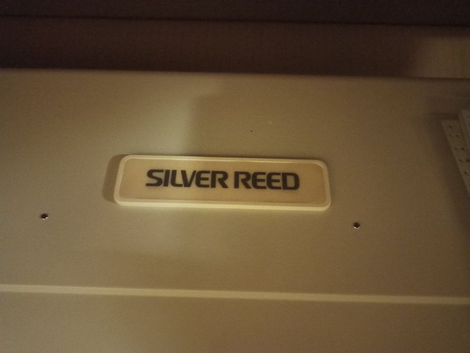 В’язальна машина Silver Reed SK155