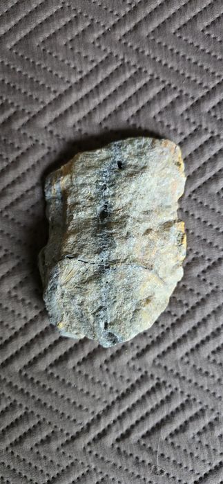 Pedra Bumblebee bruto