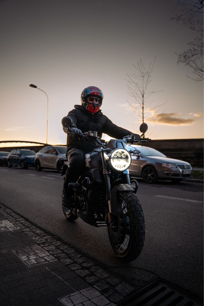 Wynajem Motocykli Zontes 125 GK na prawo jazdy kat. B - Kraków